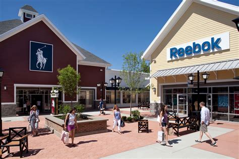 merrimack outlet mall nh area